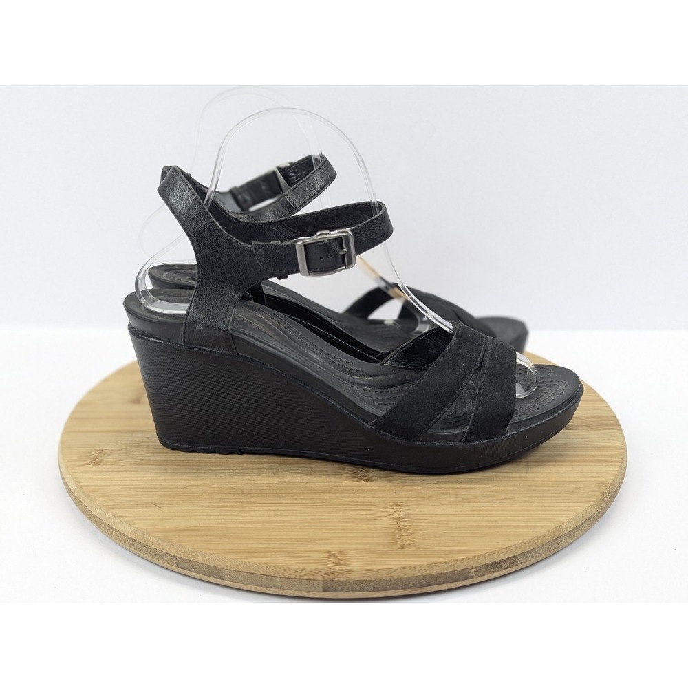 Womens - Picture 3 of 10